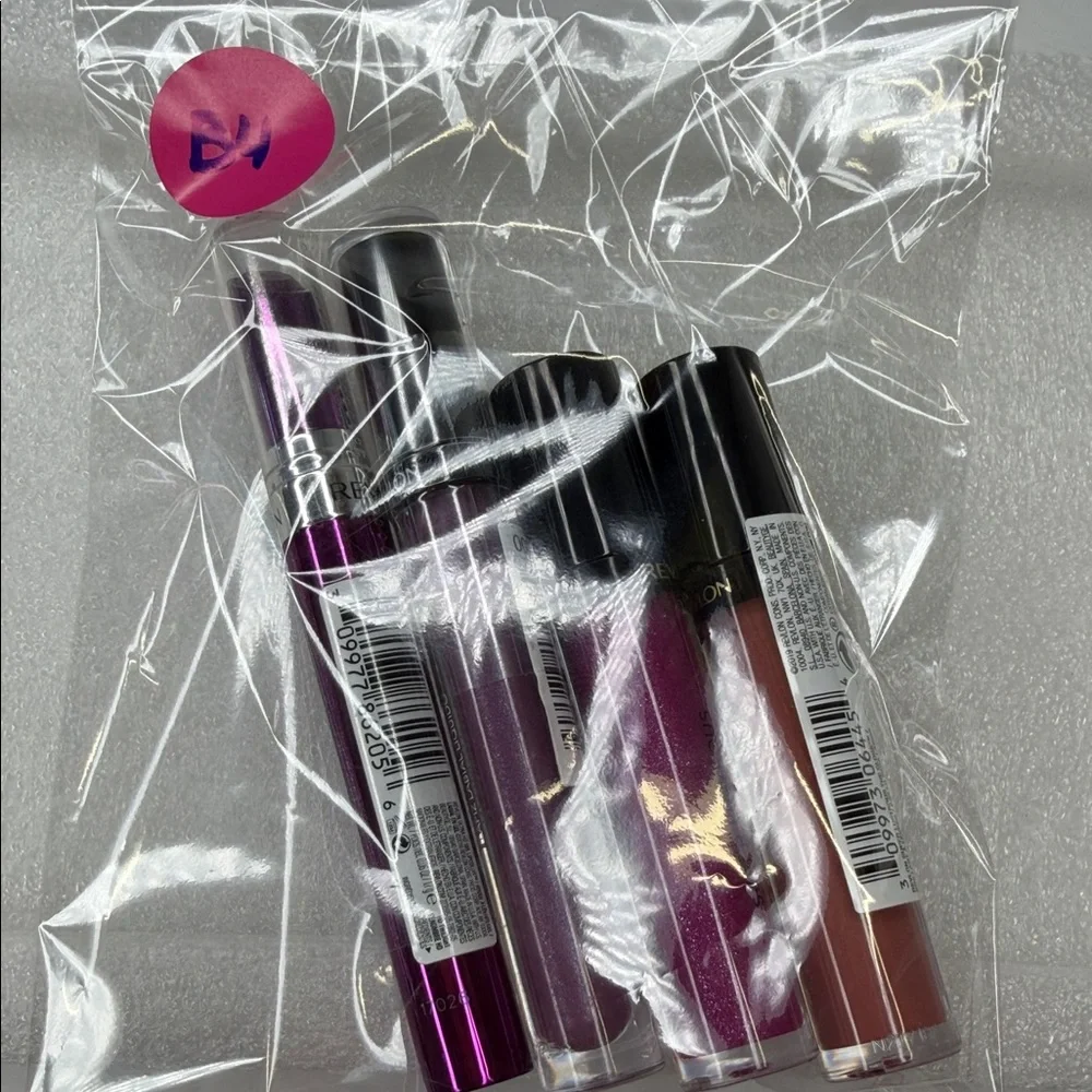 Revlon Lip 4pc Bundle Sealed New